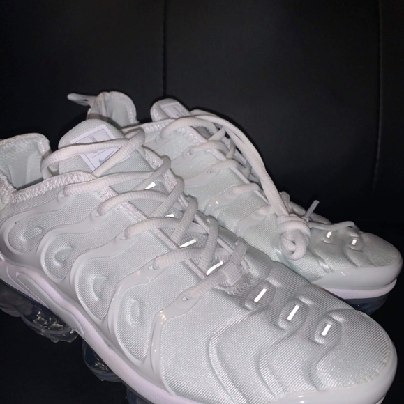 Vapormax plus - Picture 3 of 3